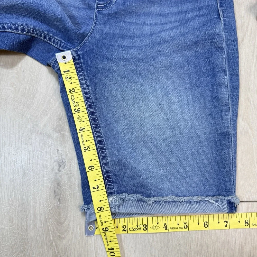 NWT Size 14 Justice Girls Denim Bermuda Shorts Slim Pull On Stretch Medium Wash